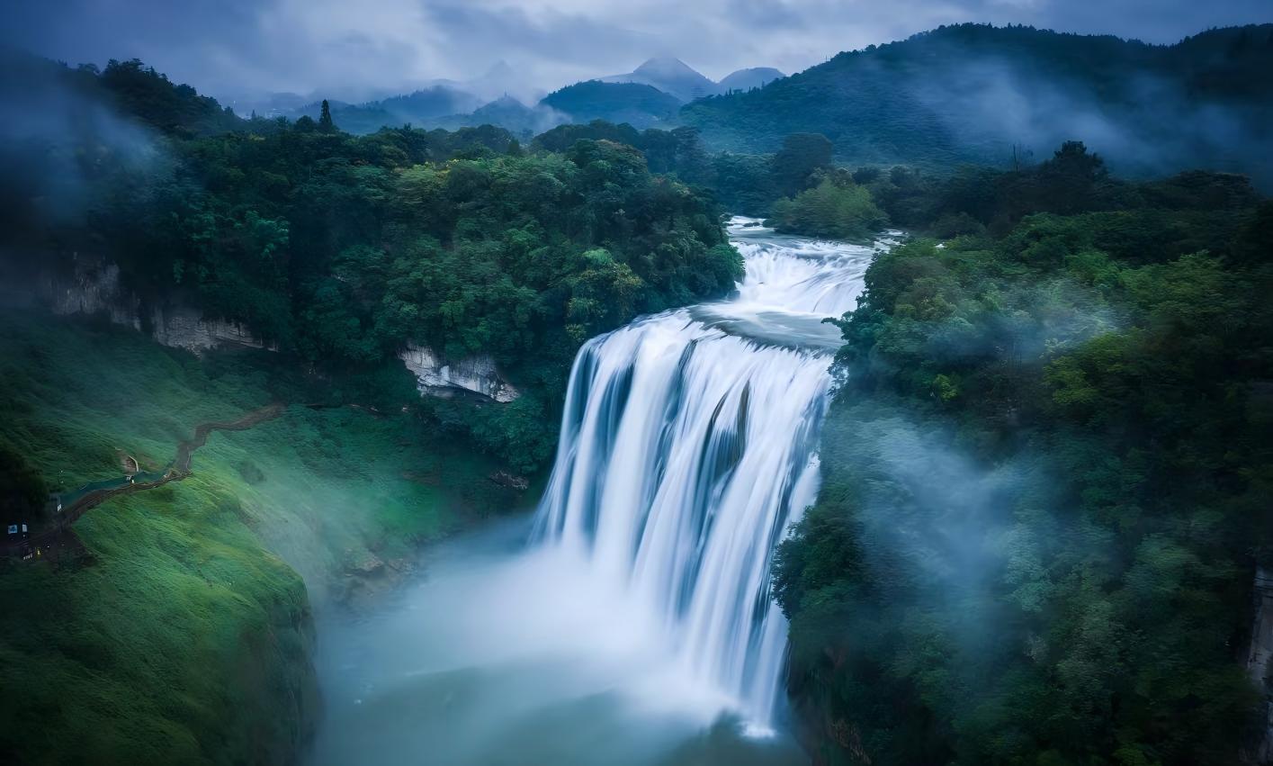 Huangguoshu Waterfall