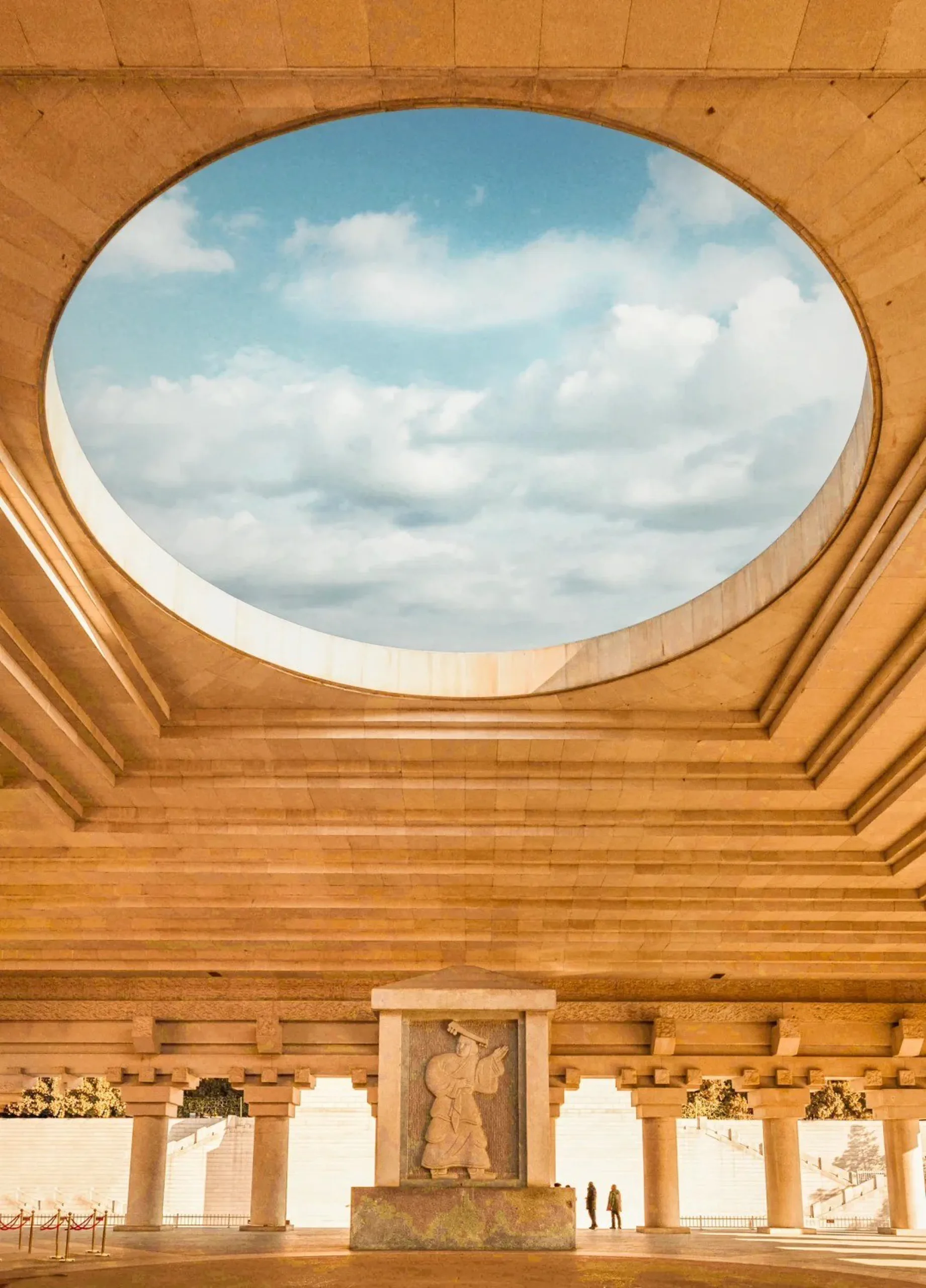 Mausoleum of the Yellow Emperor & Hukou Waterfall & Muslim Quarter