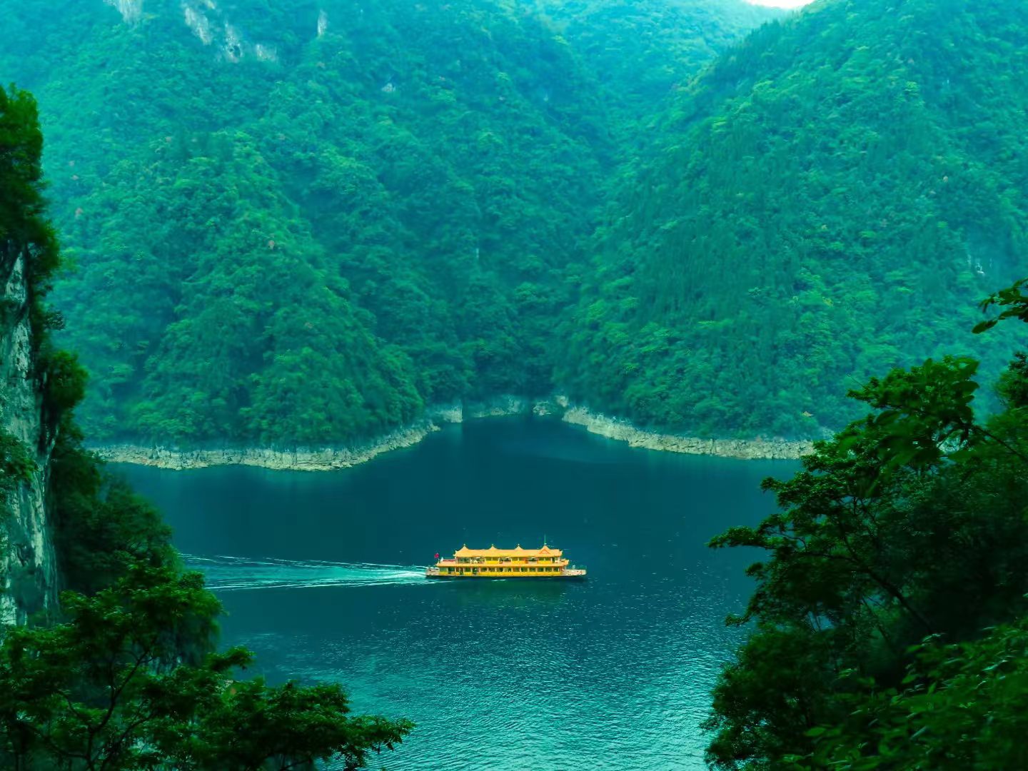 7-Day Chongqing and Yangtze River Cruise Tour